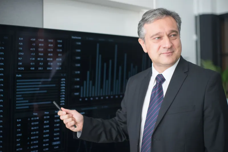 The Blind Spot in the C-Suite: Why Real-Time Operational Intelligence Must Replace Lagging Metrics